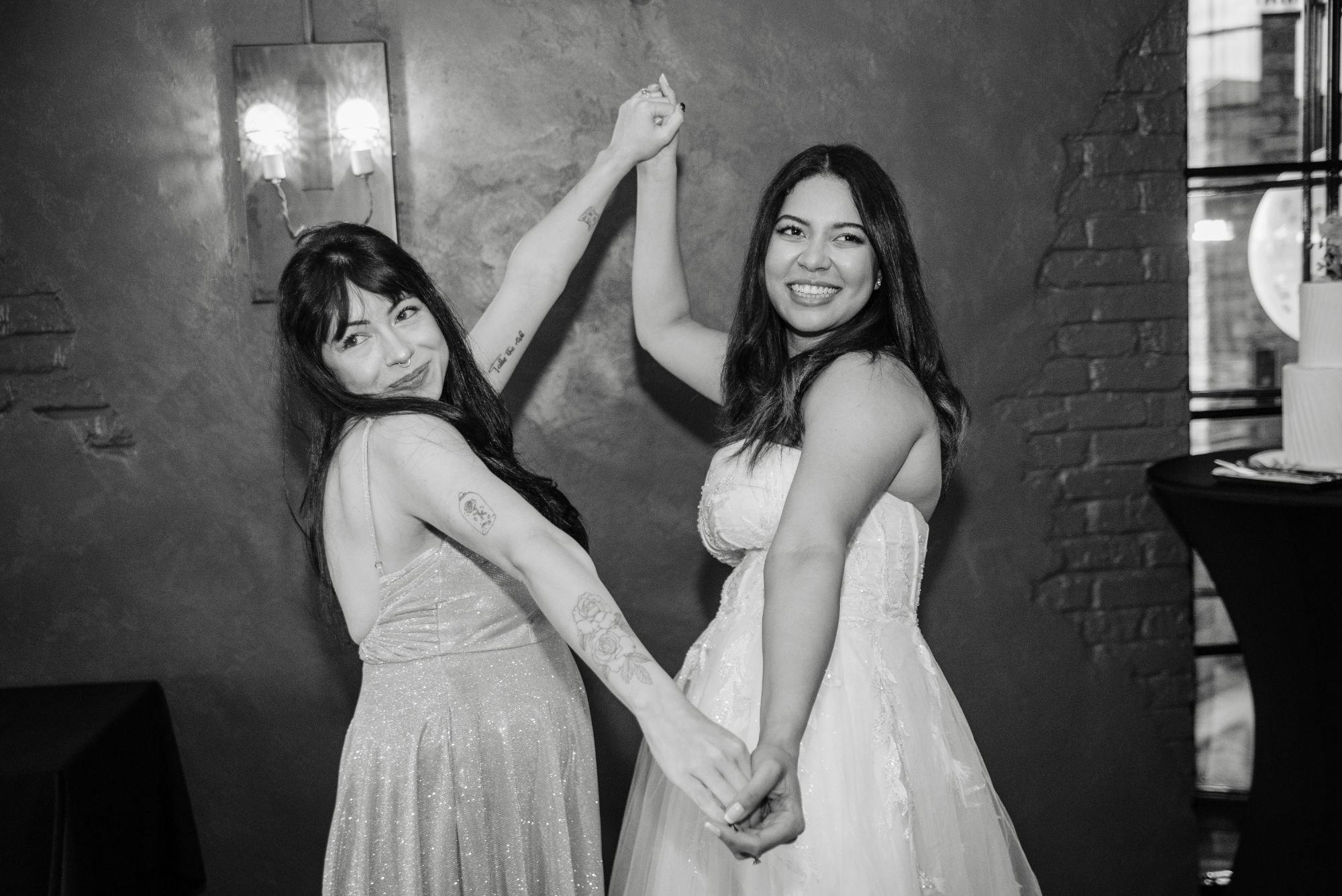 carousel-hero-element image-14